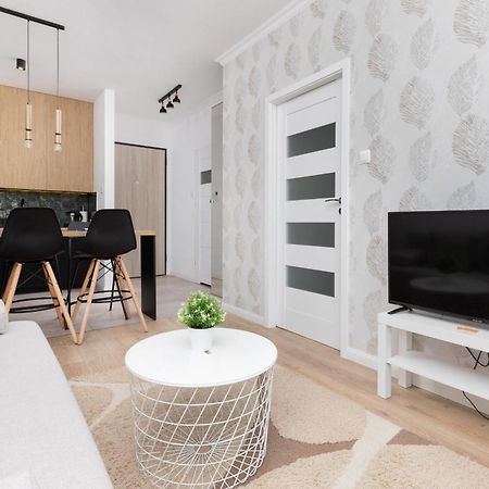 Starowiejska Apartment With Balcony Next To Arena Gdansk Stadium By Noclegi Renters Eksteriør billede